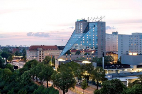 Гостиница Estrel Berlin  Берлин